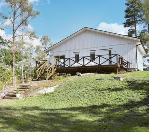 Awesome home in Oskarshamn with 3 Bedrooms