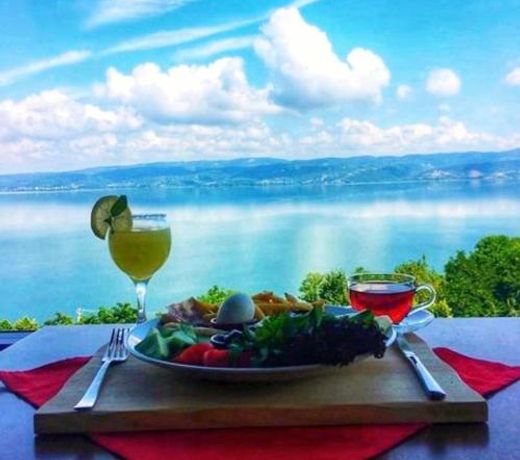 WHİTE ROSE VİLLA Jakuzili ve Isıtma Havuzlu