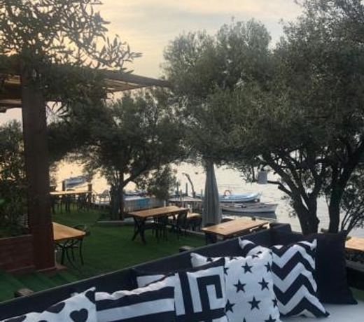 QCUNDA OTEL