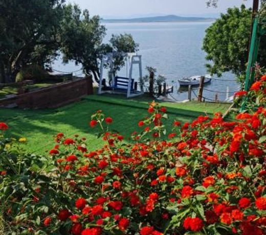 QCUNDA OTEL