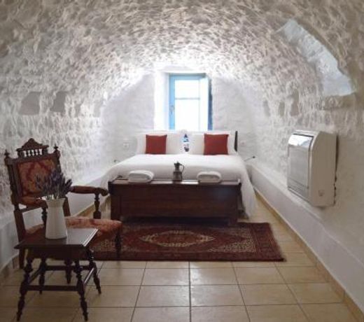 Lithos Stone Suites
