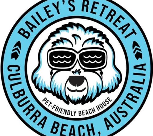 Bailey's Retreat - Pet Friendly Waterfront - 10 Mins Walk to Beach - Fireplace and Firepit