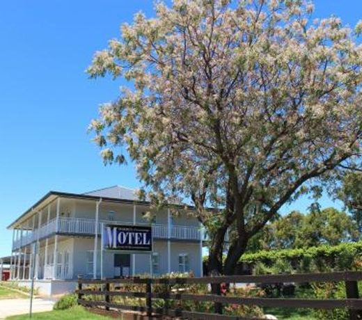 Harden Country Motel