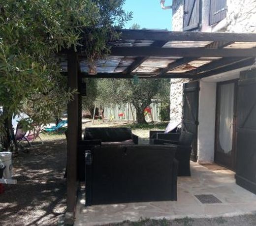 Villa de 3 chambres avec piscine privee jardin clos et wifi a Fayence
