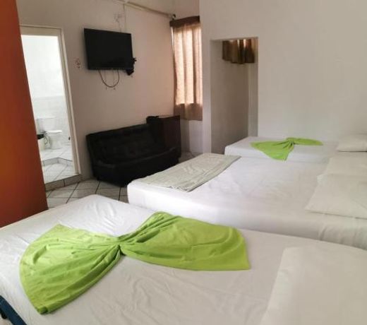 Hostal Tah Itza