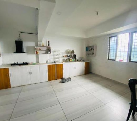 Five Bedroom Villa