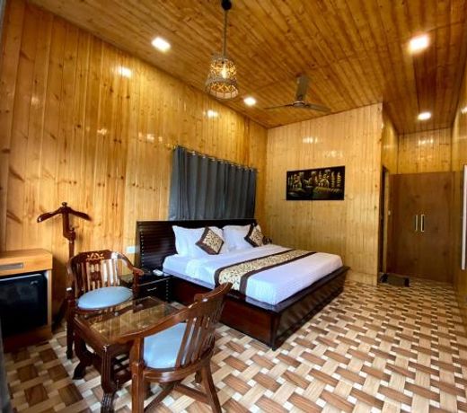 MR River Resort