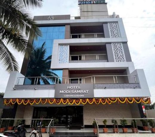 Hotel Modi Samrat