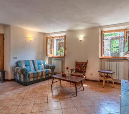 Beautiful home in Stazzema with WiFi and 3 Bedrooms
