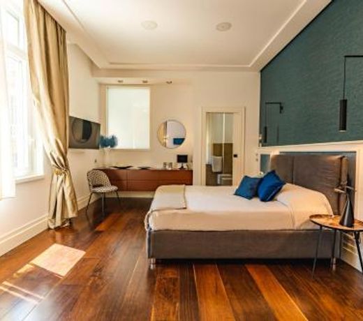 AD MAIORA Boutique Suite