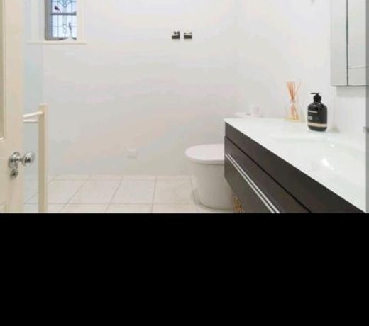 Henry Morcomb 2 bdrm sleeps 4 WiFi