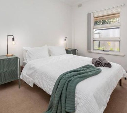 Stay Here On Pier- 2 Bdrm Sleeps 4 Beach Wifi