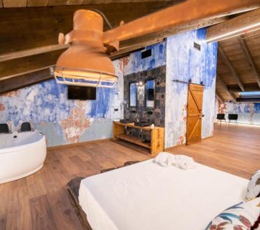 HOTEL SOMNIFABRIK