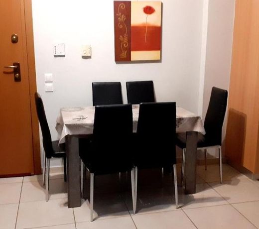 Immaculate 2-Bed Apartment