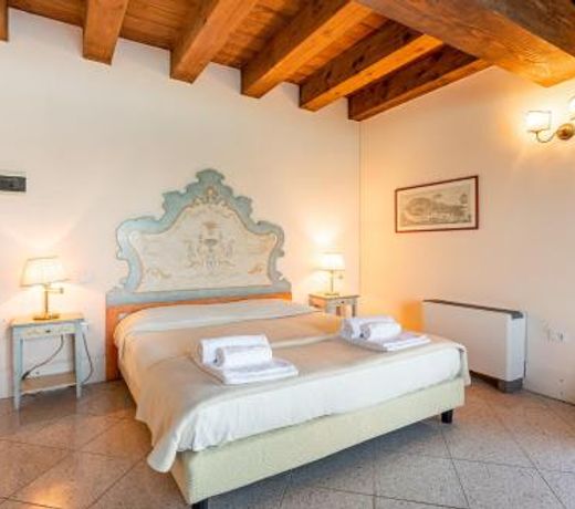 Molino Stucky Residence Burchio Suite