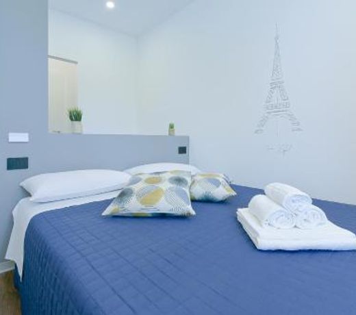 Alle Porte Del Centro - Guest House - Reggio Emilia - Ingresso Centro Storico - Parcheggio Gratuito