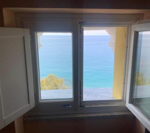La terrazza nel blu