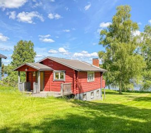 Stunning home in Ludvika with Sauna, 3 Bedrooms and WiFi