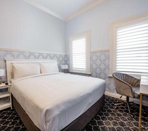 Bankstown Hotel