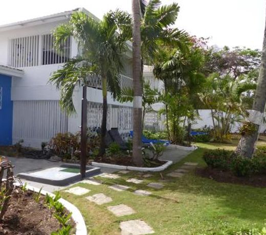 Zenbreak Freshwater Beachfront 6