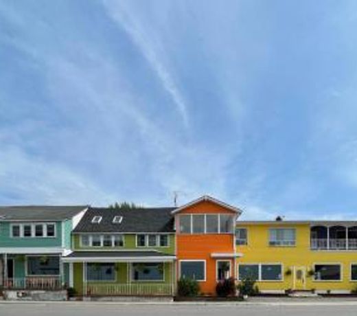 Hotel Wolfe Island