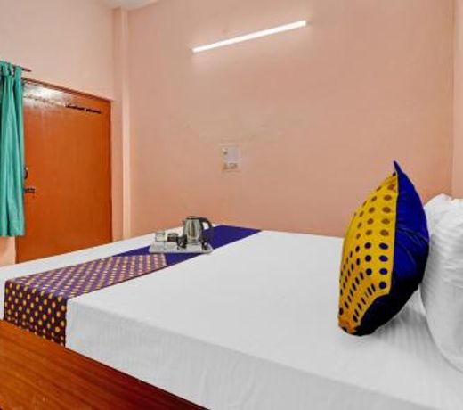 SPOT ON 91633 Ganpati Home Stays