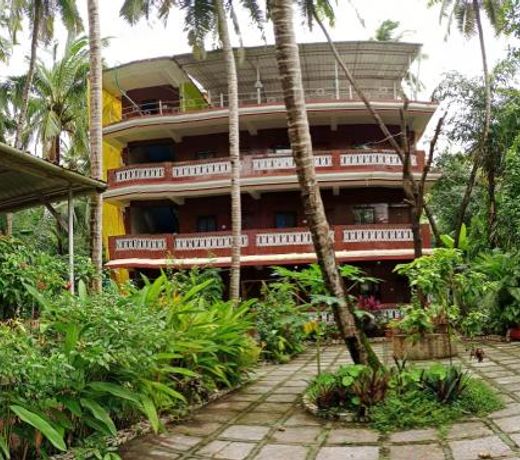 selfia guest house majorda