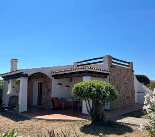 Cute Villa few steps from the sea welcoming