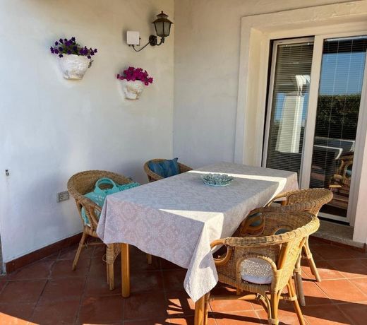 Cute Villa few steps from the sea welcoming