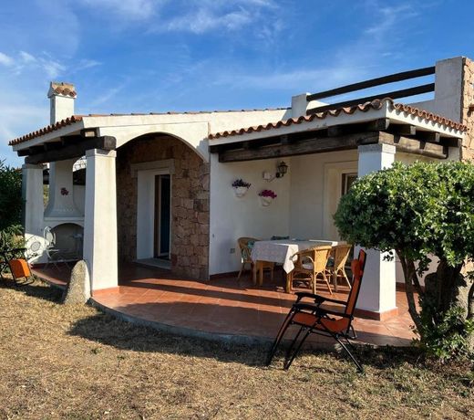 Cute Villa few steps from the sea welcoming