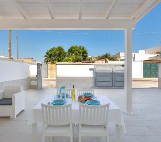 Residence Marelena by BarbarHouse