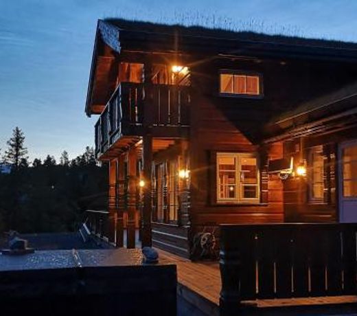 Beautiful home in Tuddal with Jacuzzi, Sauna and 4 Bedrooms