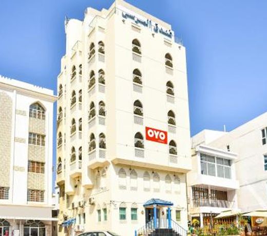 OYO 137 Marina Hotel