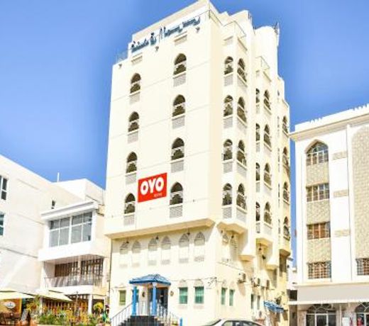 OYO 137 Marina Hotel