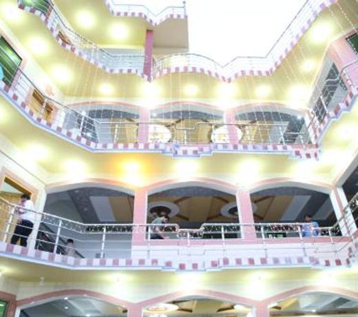 Canari Hotel kashmir view