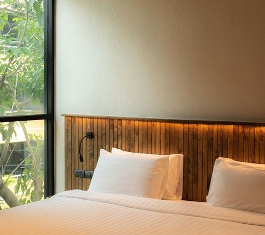 karaarom hotel