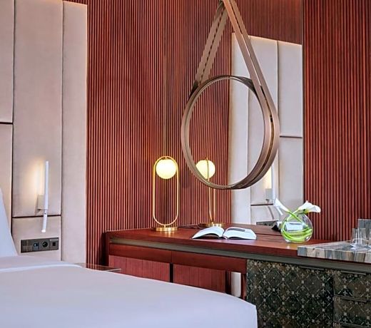 Hotel Verte, Warsaw, Autograph Collection