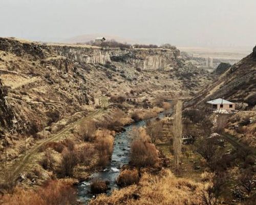 Zove Rural Cottage with garden views - Арзакан - фото 18