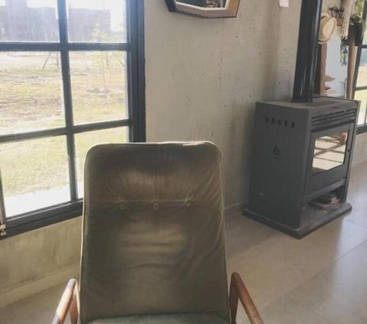 Moderna casa en las Paredes a 1 km del aeropuerto