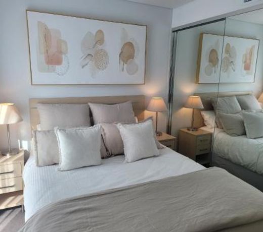CBD Deluxe Private 2 Bedroom Apartment
