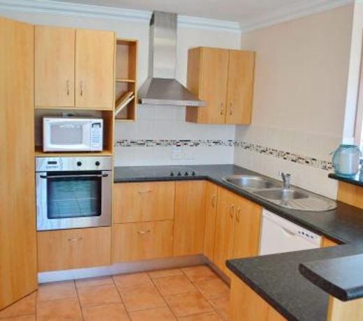 Paragon Apartment 8