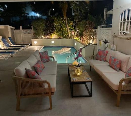 Nanpa, Luxury Family Three Bed Villa, St James West coast, Private pool