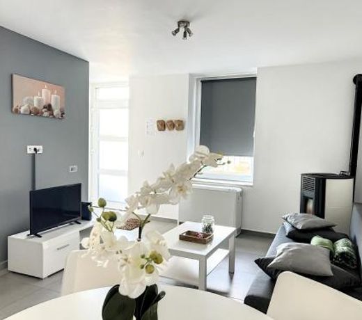 Albert 18 Brussels-charleroi-airport