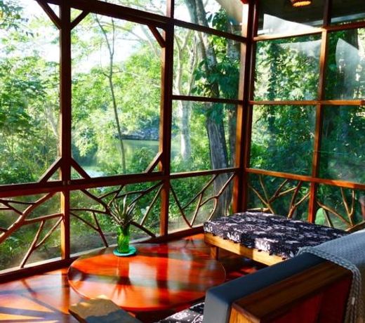 Alma Del Rio Eco-Comfort on the water