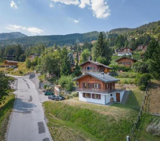 Chalet Les Crus