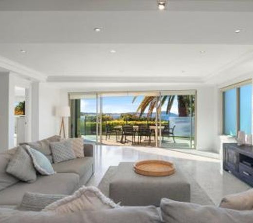 Unit 1 - 3 Bed Part Ocean View
