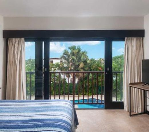 Wonderful 1-bed condo, 2min walk to beach & more