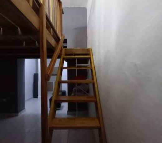 Comodo aparta estudio cerca de la Basilica