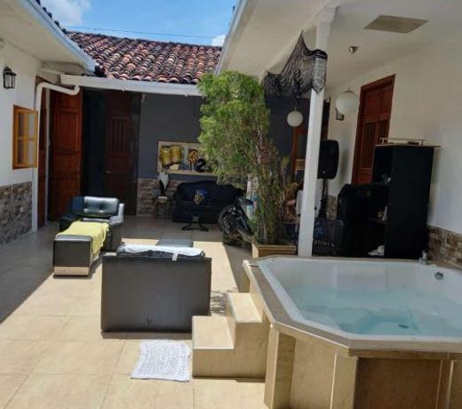 Casa con jacuzzi privado, cerca de la basÃ­lica en el centro histÃ³rico