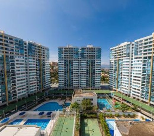 Apartamento moderno al frente del CC El Cacique